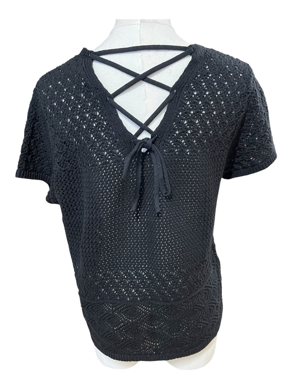 🆕 NWT Jessica Simpson Alicia Crochet Lace-Up Back Top | Size M - Picture 4 of 8